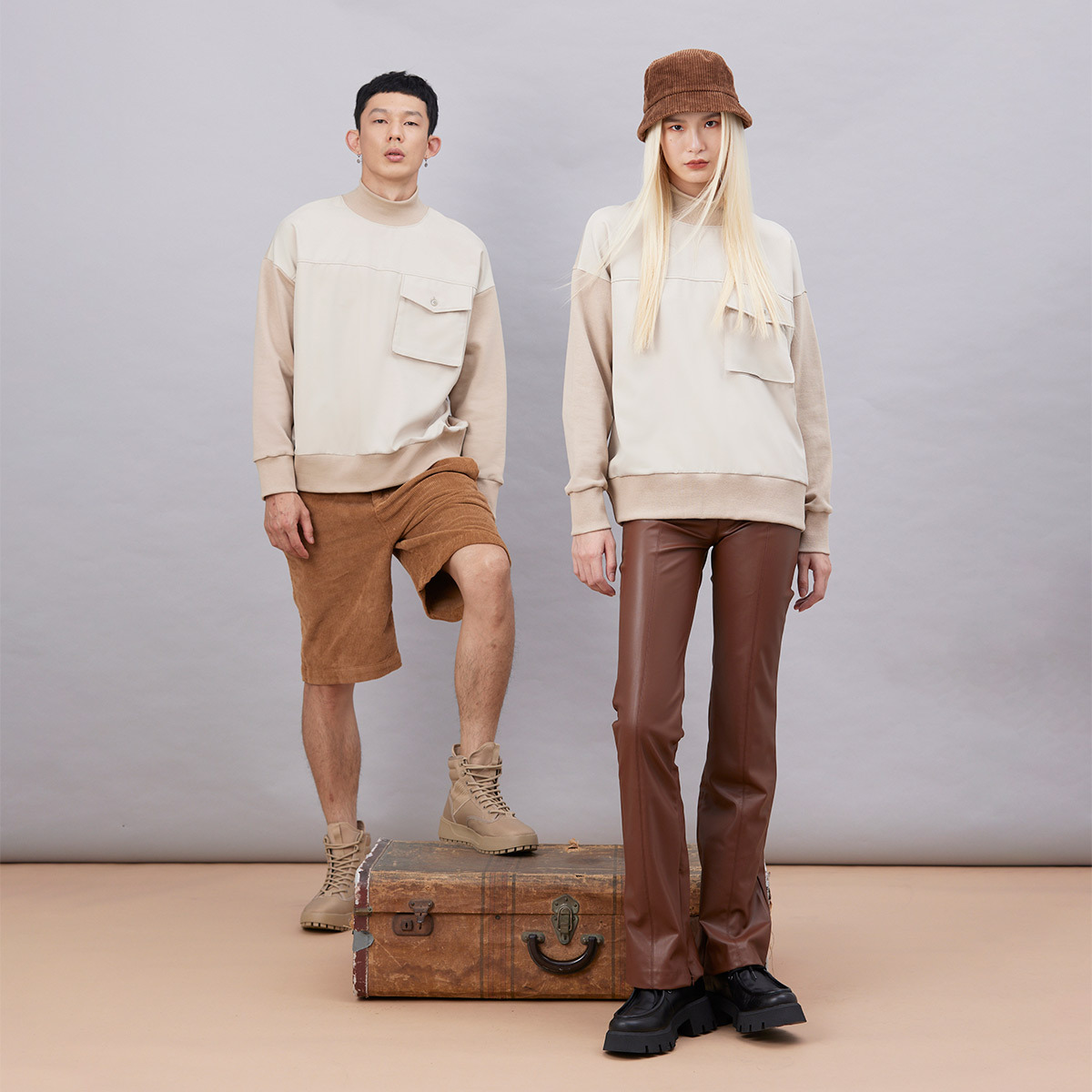 a-｜Astro 高領落肩長袖