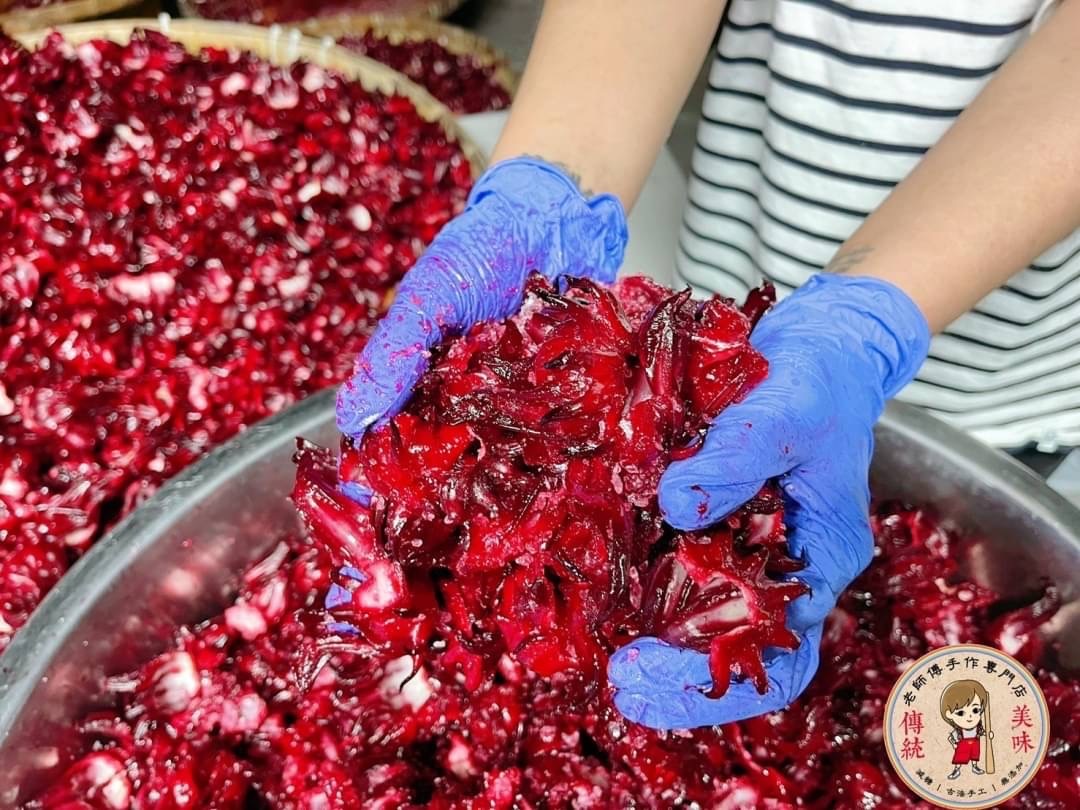 脆編的老師傅手工冰釀洛神花