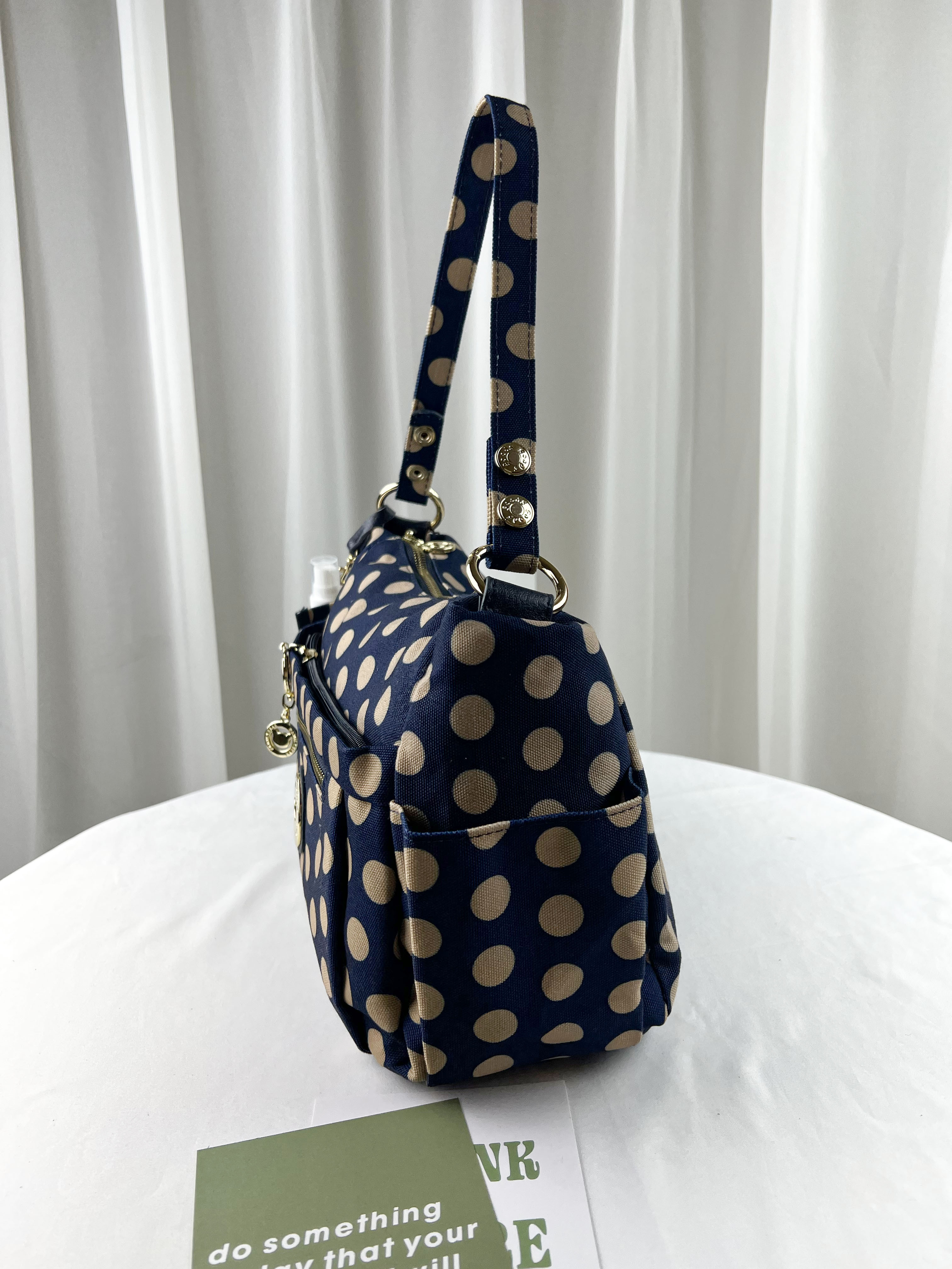 FamilyBear 卡其點點肩背包 / 側背包  附酒精保護套+酒精瓶  #6139