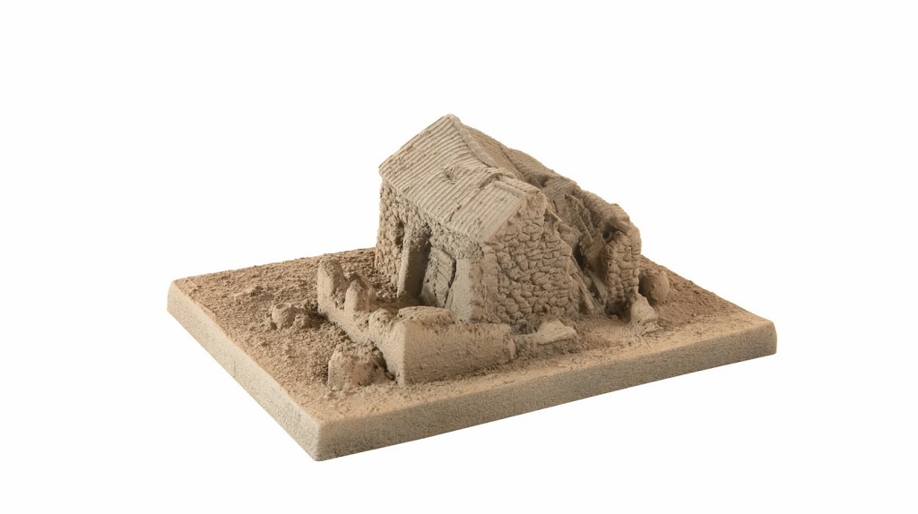 Noch 60761 HO規 Abandoned Place ‘Ruins of a Building’ 廢墟情境場景