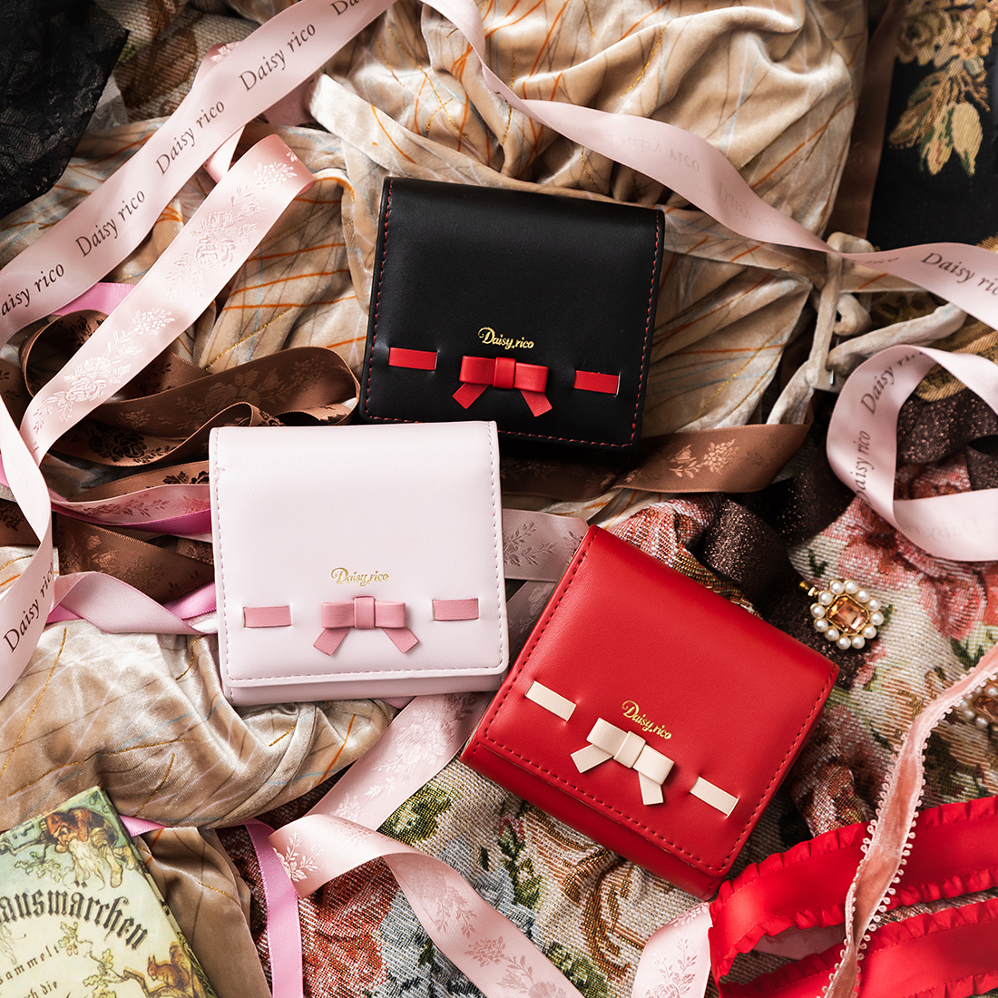 Daisy Rico日本小蝴蝶結銀包