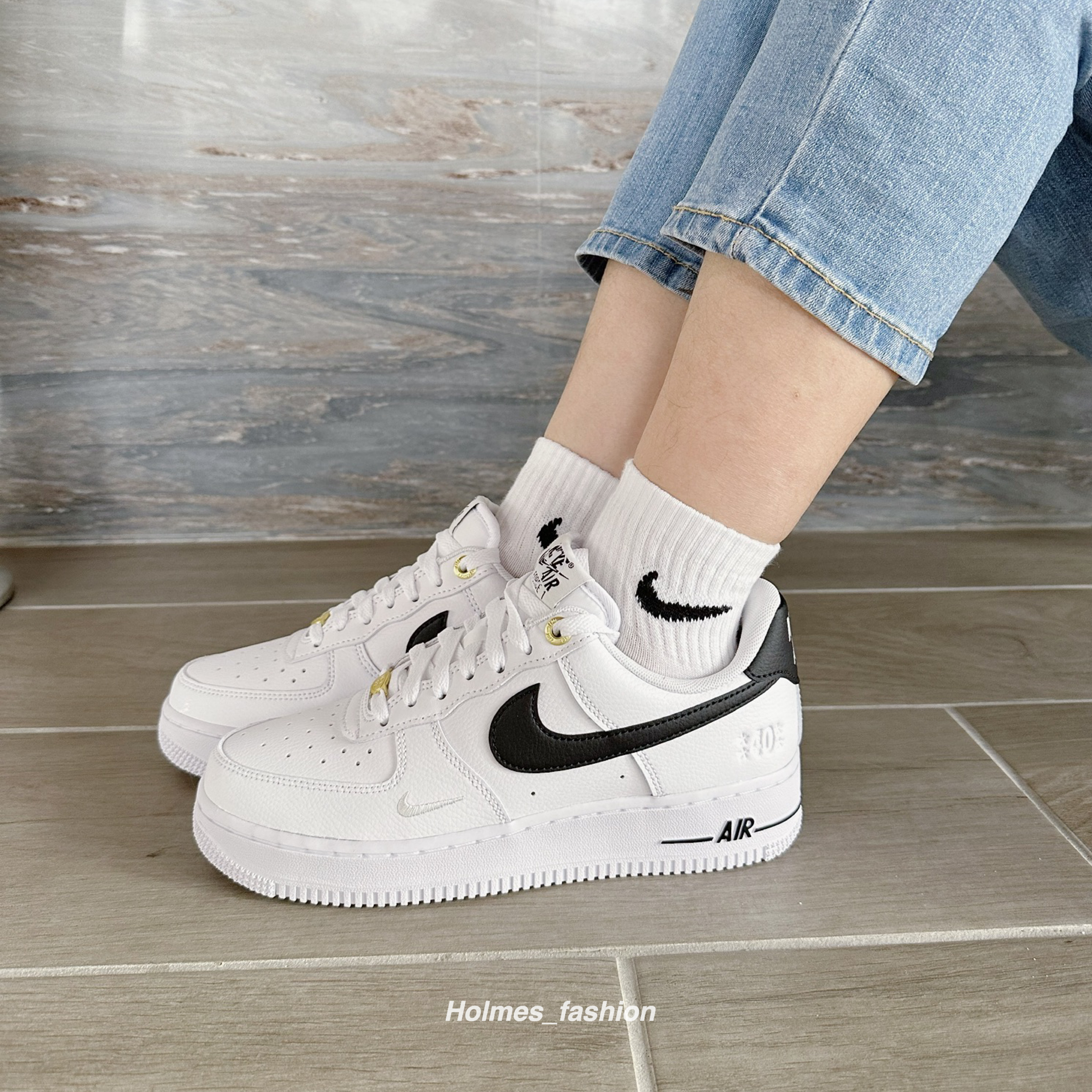 Holmes】NIKE AIR FORCE 1 黑白熊貓黑勾40週年紀念款DQ7658-100