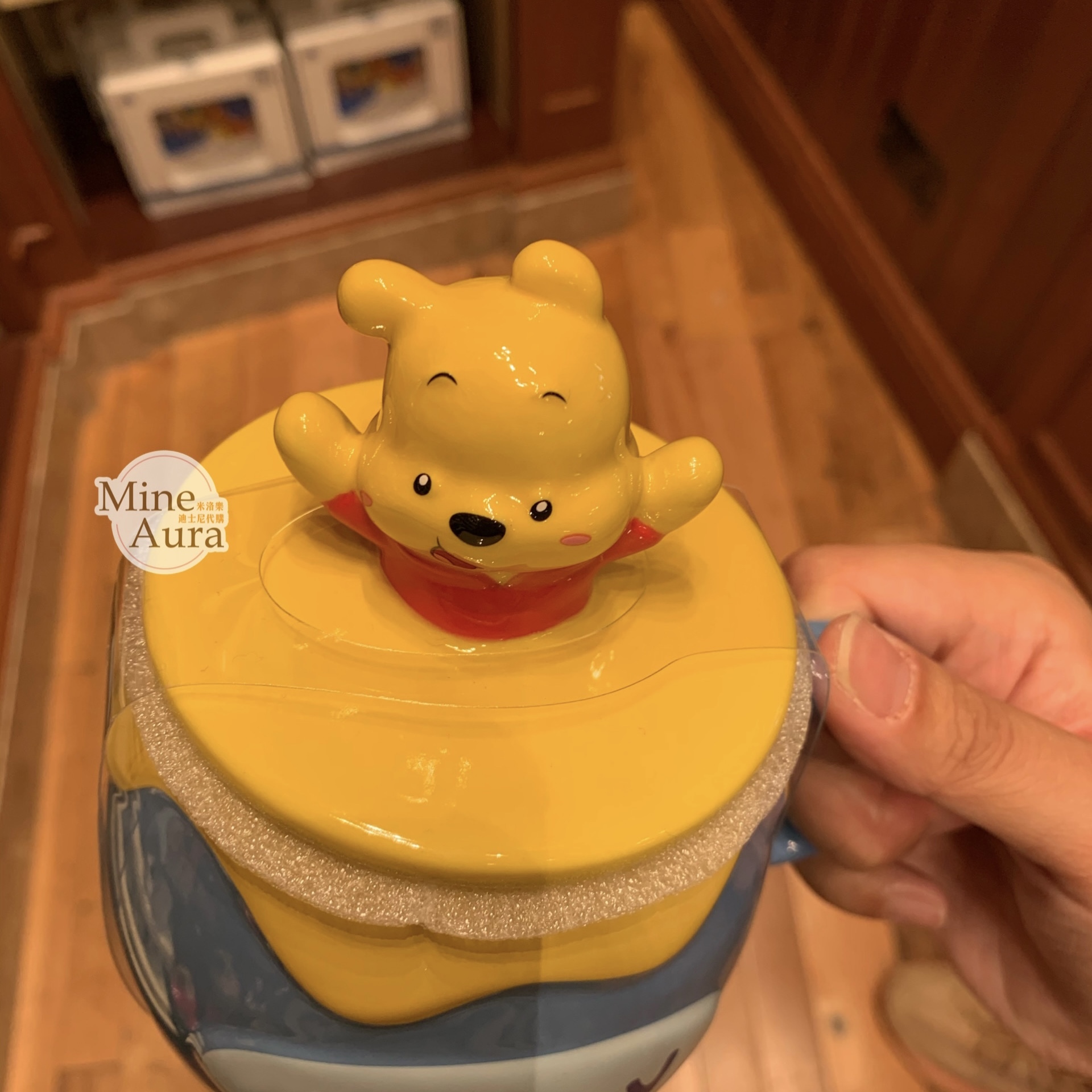 小熊維尼 Winnie the Pooh 附蓋 蜂蜜罐 造型 陶瓷馬克杯 水杯 -香港迪士尼樂園