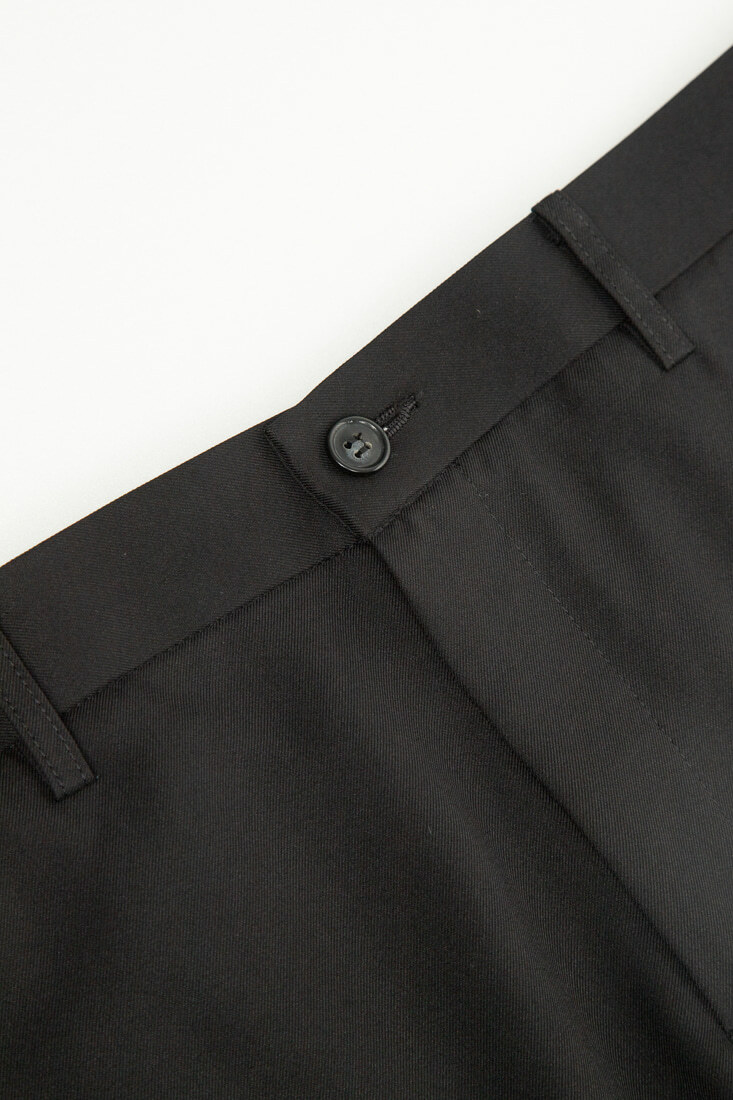 經典時尚黑色彈性修身西裝褲-商務素面褲頭2><br></div><div><br></div><div><img src=