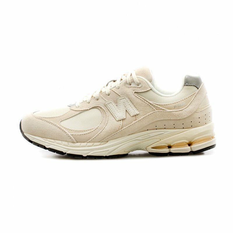 iSNEAKERS｜New Balance 2002R "Off White" 奶油白銀 M2002RCC