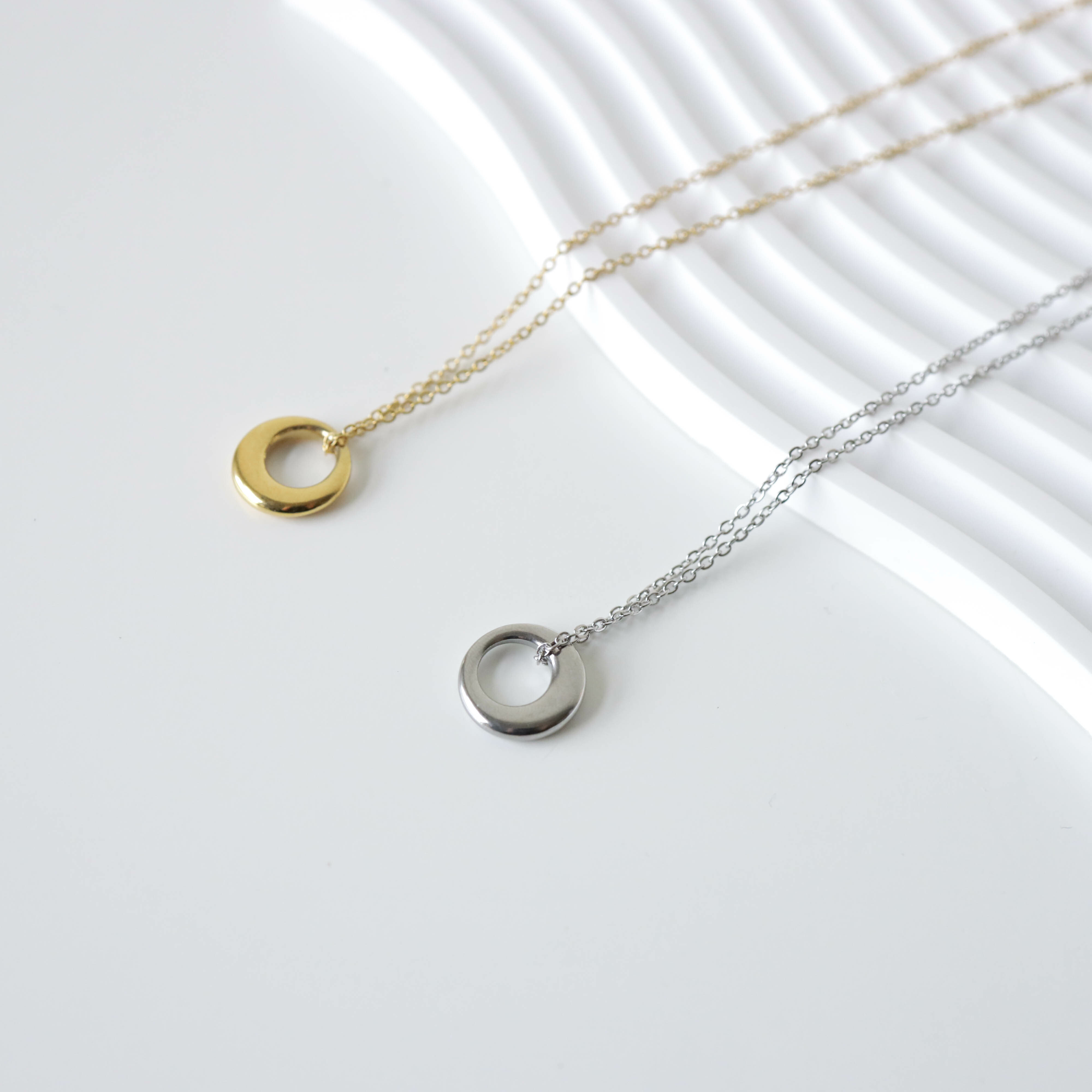 不怕水兩色氣質大圈項鍊