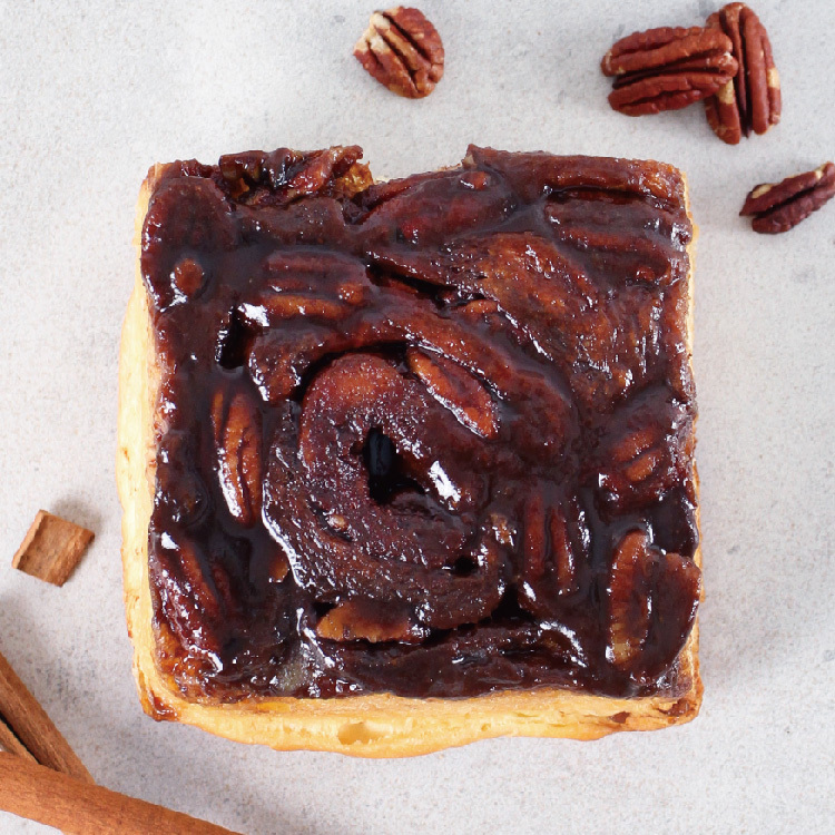 焦糖胡桃肉桂捲 (蛋奶素)