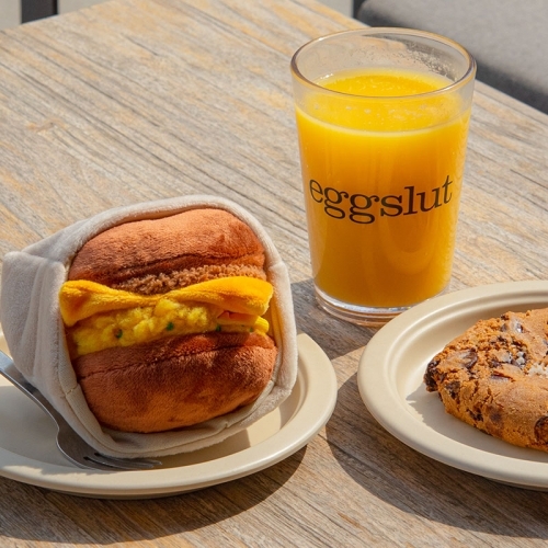 BITE ME【韓國】蛋蛋堡 藏食發聲玩具