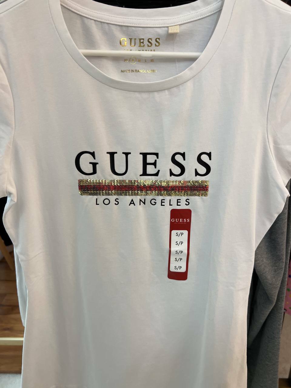 [S] GUESS STERLING SEQUIN TEE,WHITE, 195124121707 [FINAL SALE] (SGU198)