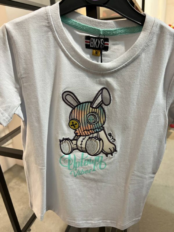 [S] LUCKY CHARM UPTOWN VIBES TSHIRT,WHITE, T380T-WHITE (SLCM36)