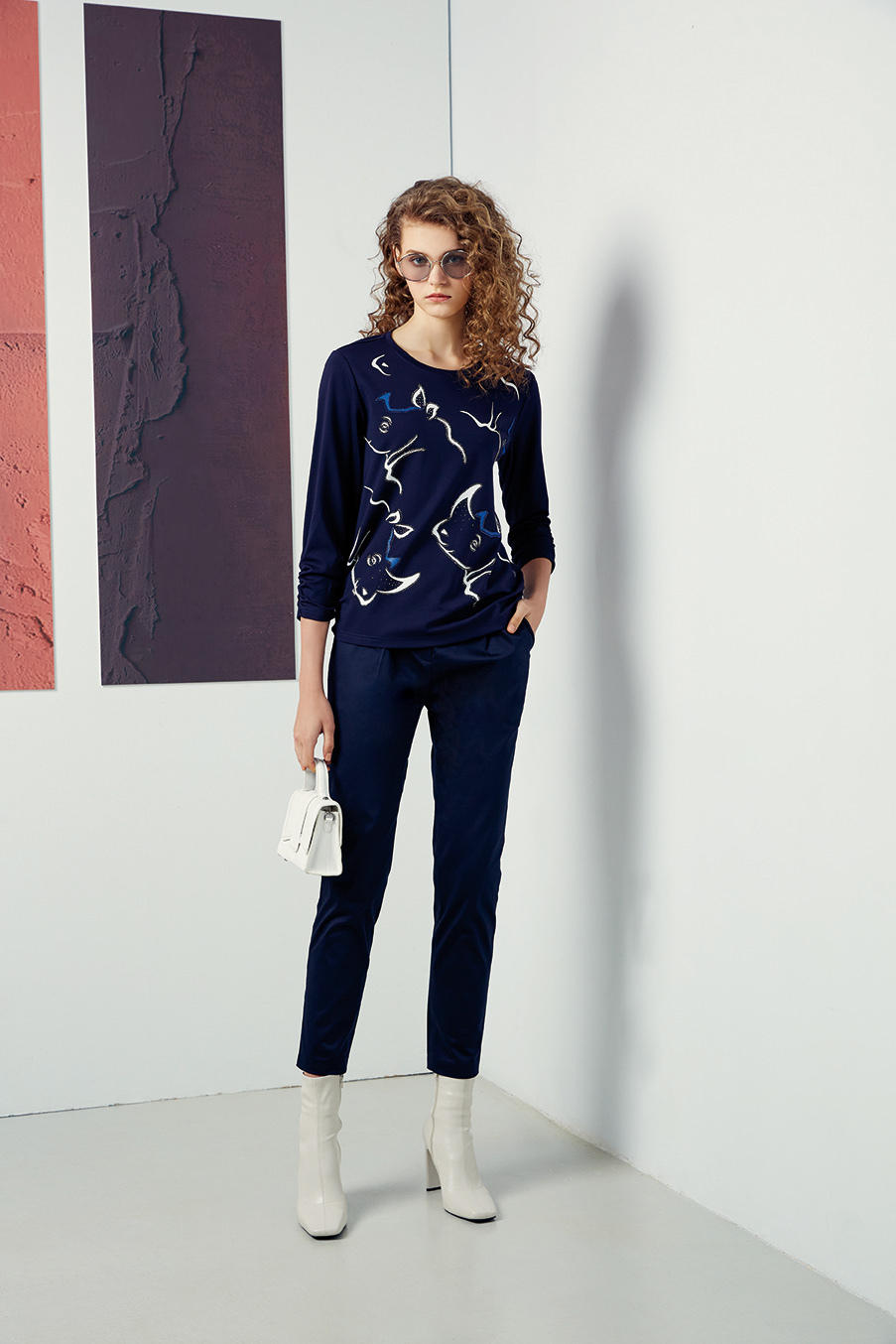 時尚創意手繪高雅氣質棉T R6101