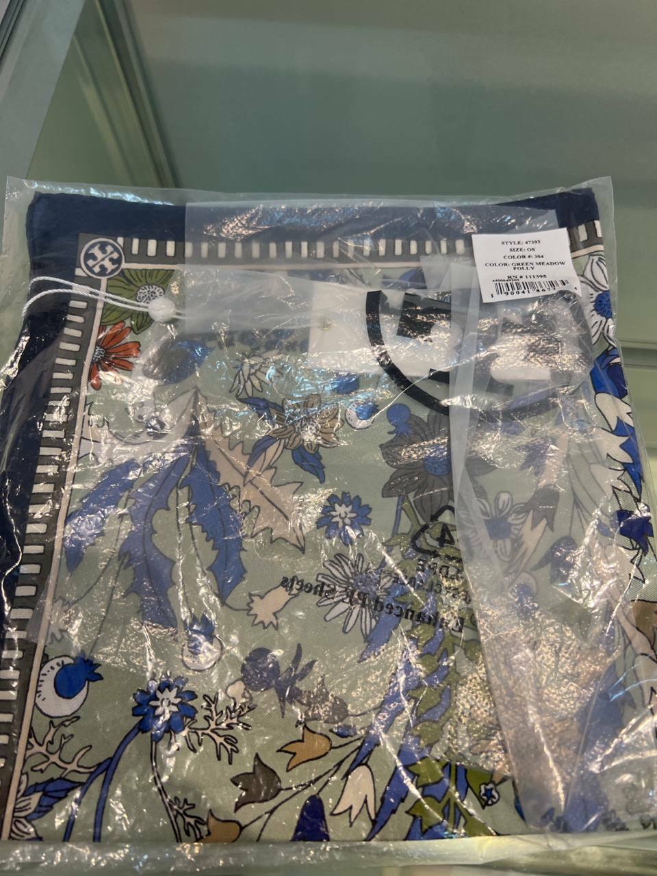 [S] TORY BURCH MEADOW FOLLY SILK NECKERCHIEF,GREEN MEADOW, 47393-304 (STB173)