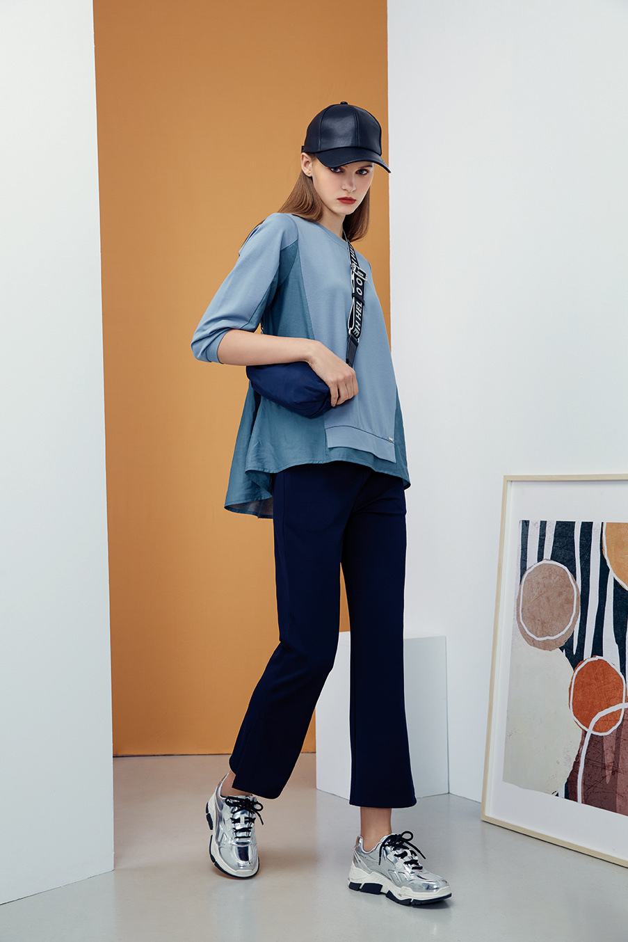 個性開叉時尚修腿休閒褲R6272