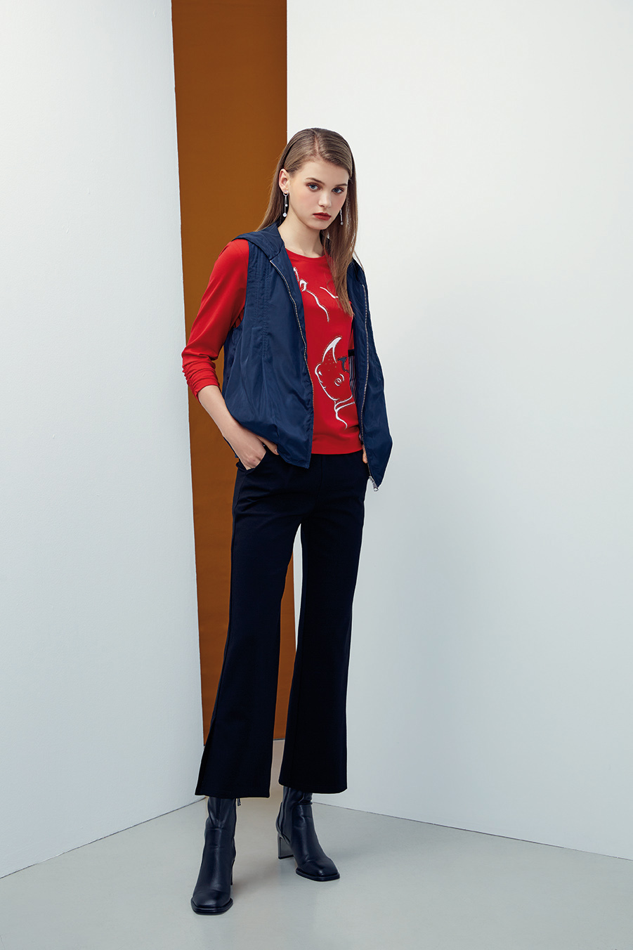 個性開叉時尚修腿休閒褲R6272