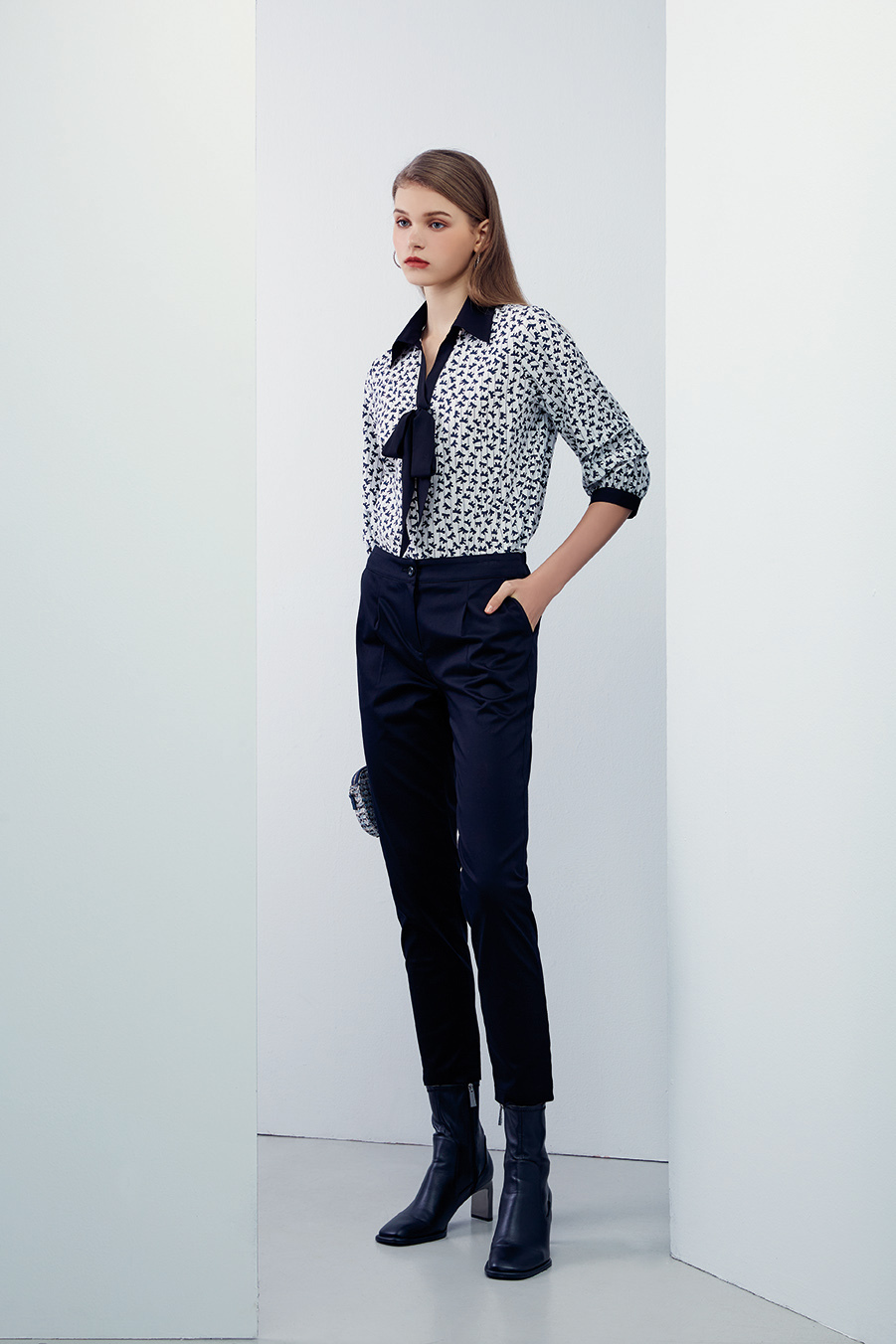 OL時尚打摺造型修身長褲R6291