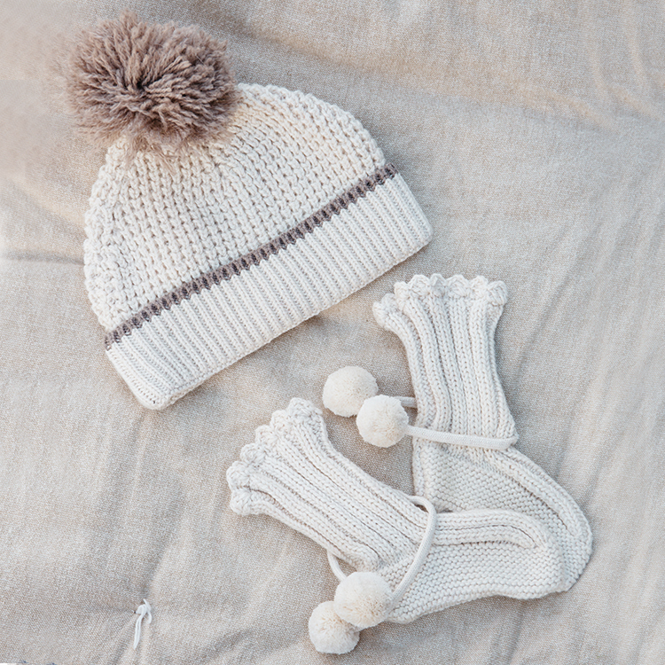 Louise Misha-Venus Slippers手工毛球襪(Cream)