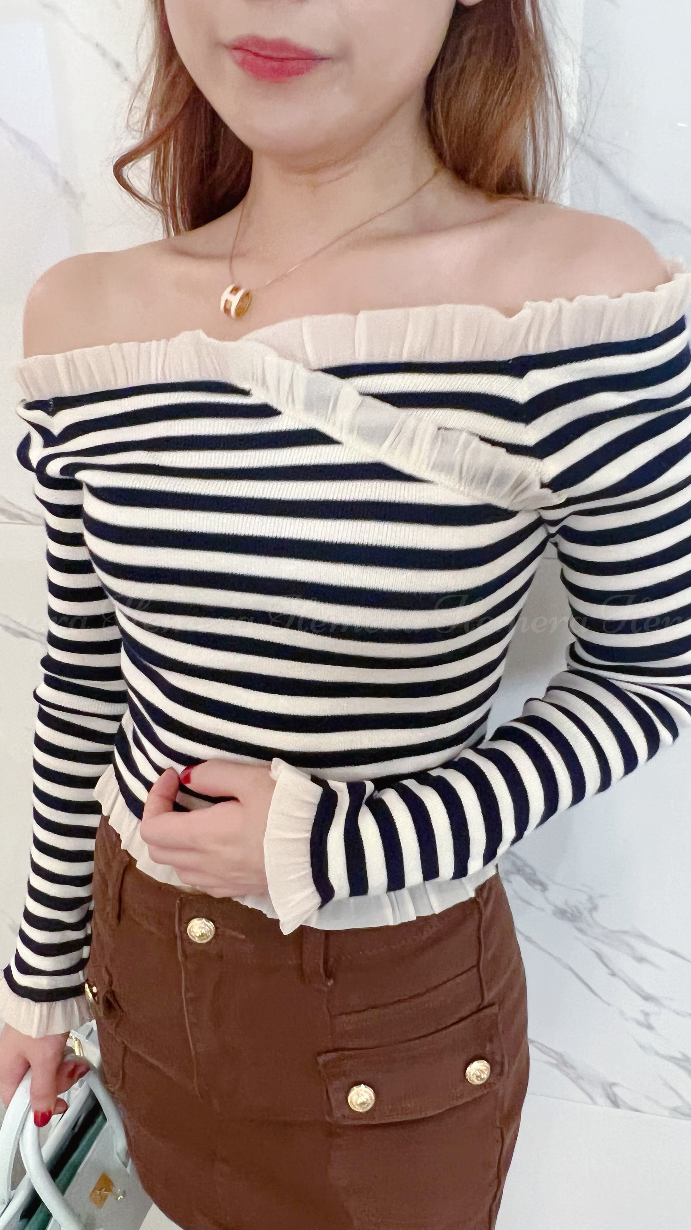 IN STOCK: TP22S1108 間條Ruffle邊短版上身