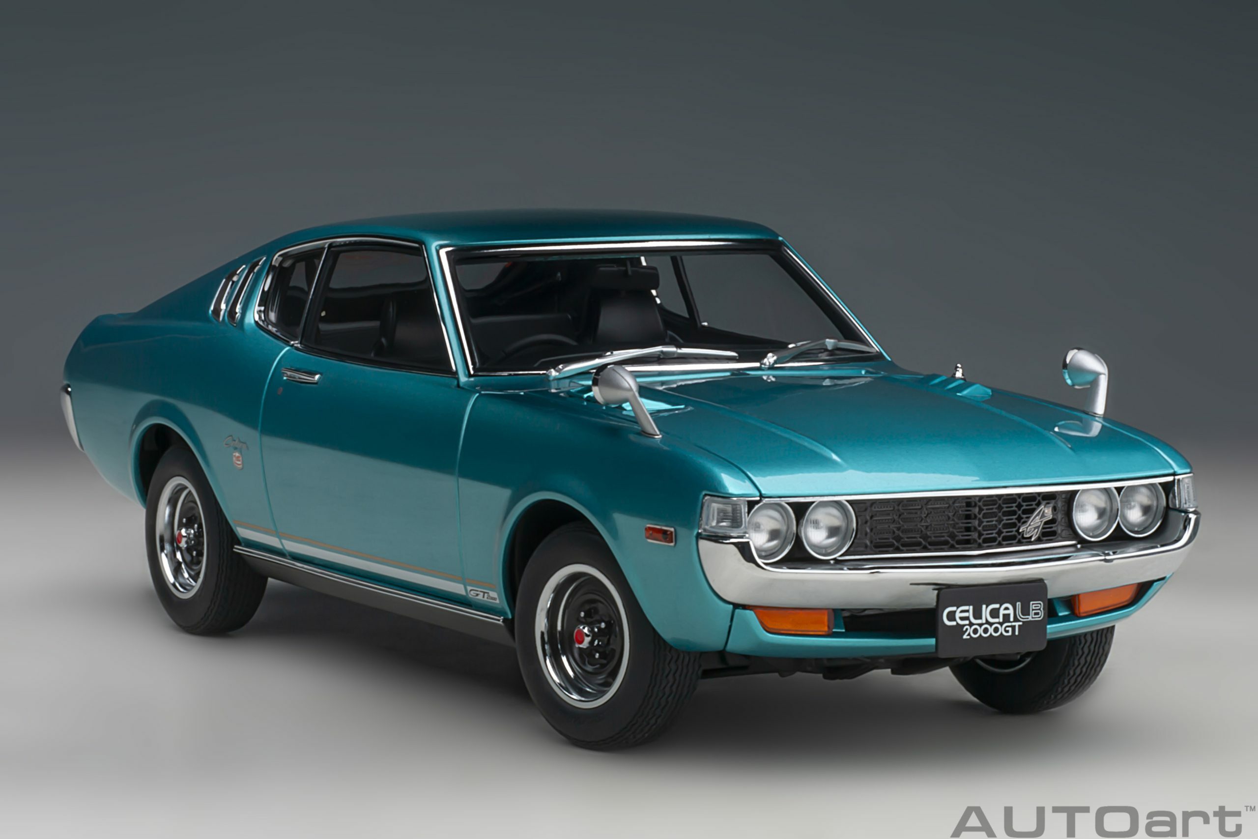 1/18 AUTOART Toyota Celica Liftback 2000GT (RA25) 1973 (Turquoise Blue Metallic) (78767)