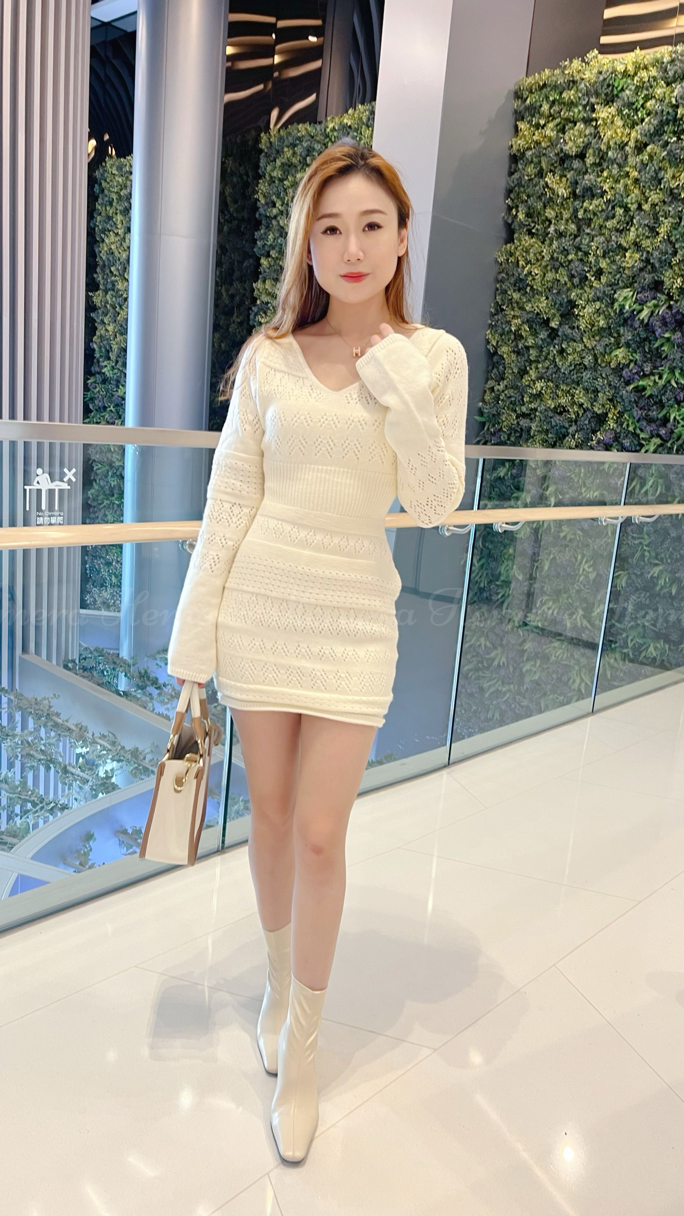 IN STOCK: DR22S1110 超修腰可愛冷織縷空裙連打底裙