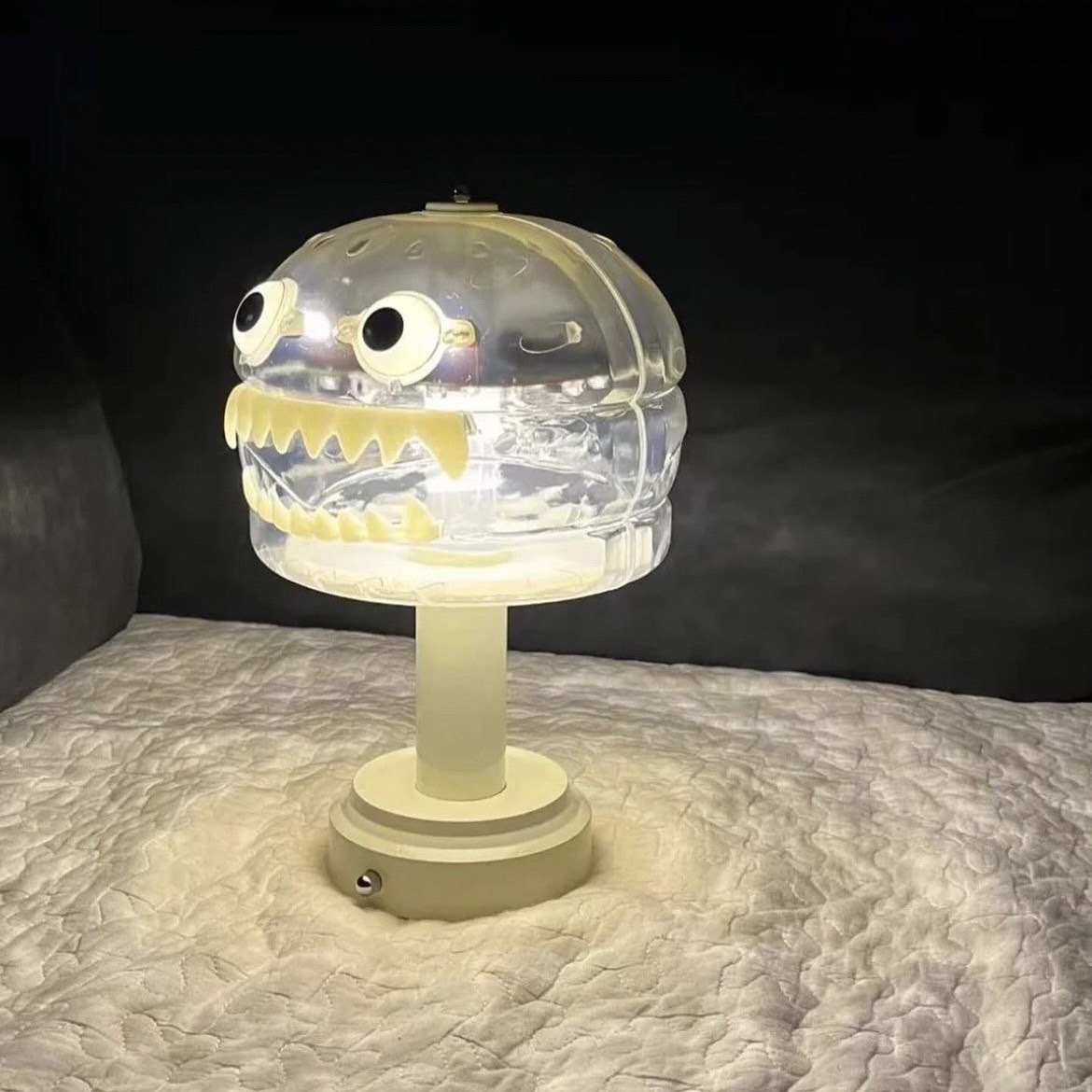 MEDICOM X UNDERCOVER HAMBURGER LAMP 透明色漢堡燈