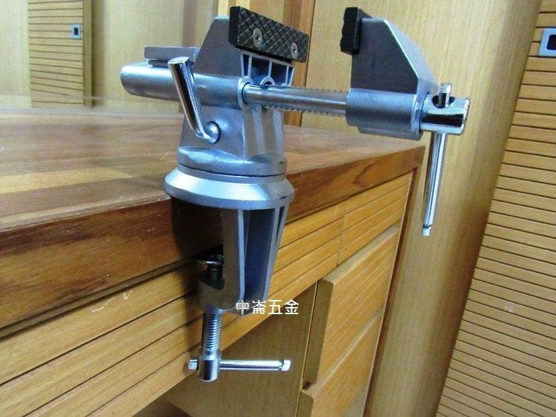 ＊中崙五金【附發票】2-1/2" 桌上輕型萬力 65mm 桌上輕型虎鉗 桌上夾具.固定鉗.固定夾