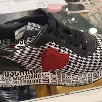 [S] LOVE MOSCHINO WOMENS HEART PATCH LACE-UP SNEAKER, BLACK/HOUNDSTOOTH PRINT, JA15664G0DI4110A (SLM79)