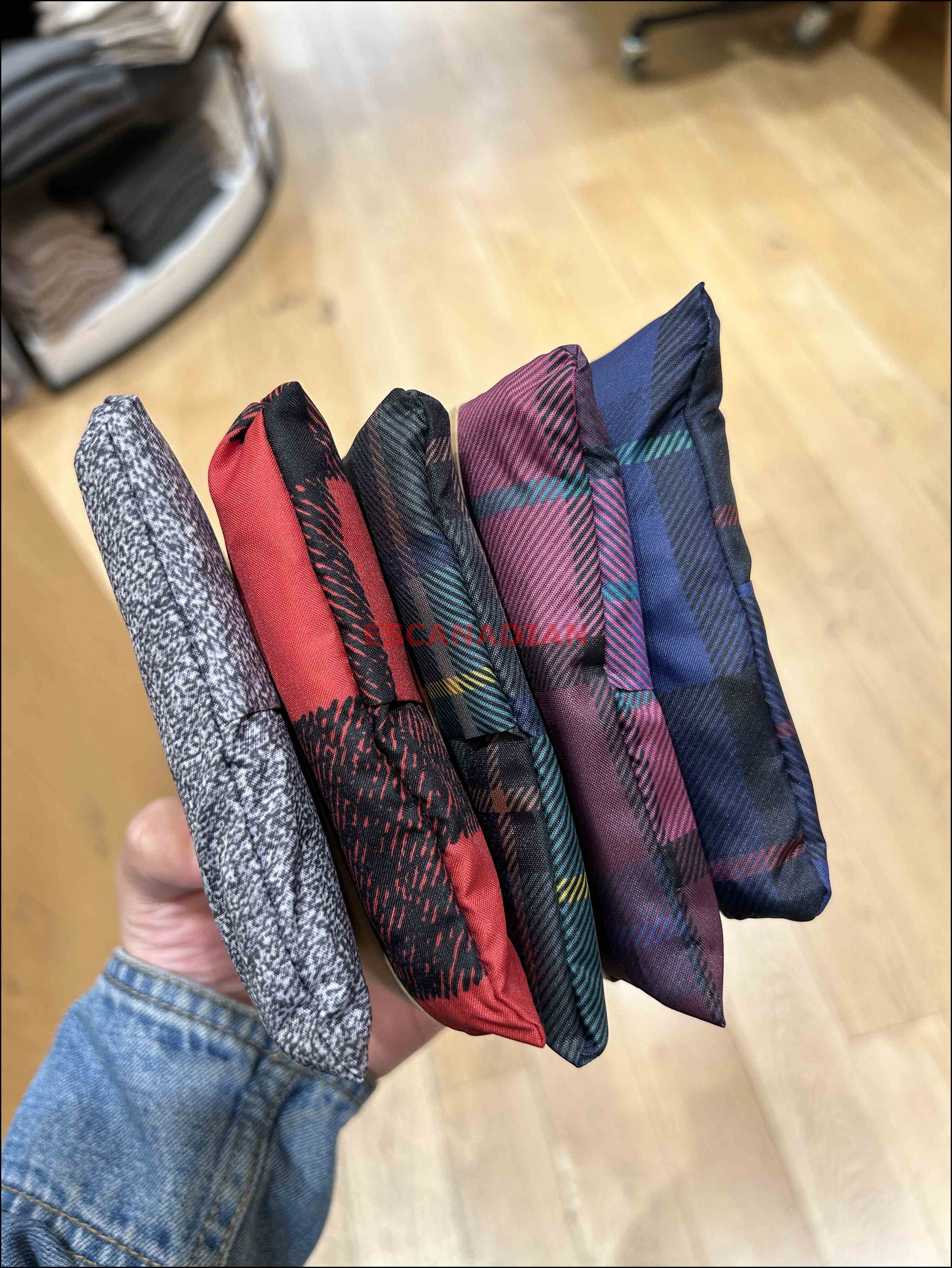 ROOTS 可收納 防水 購物袋 (5色)