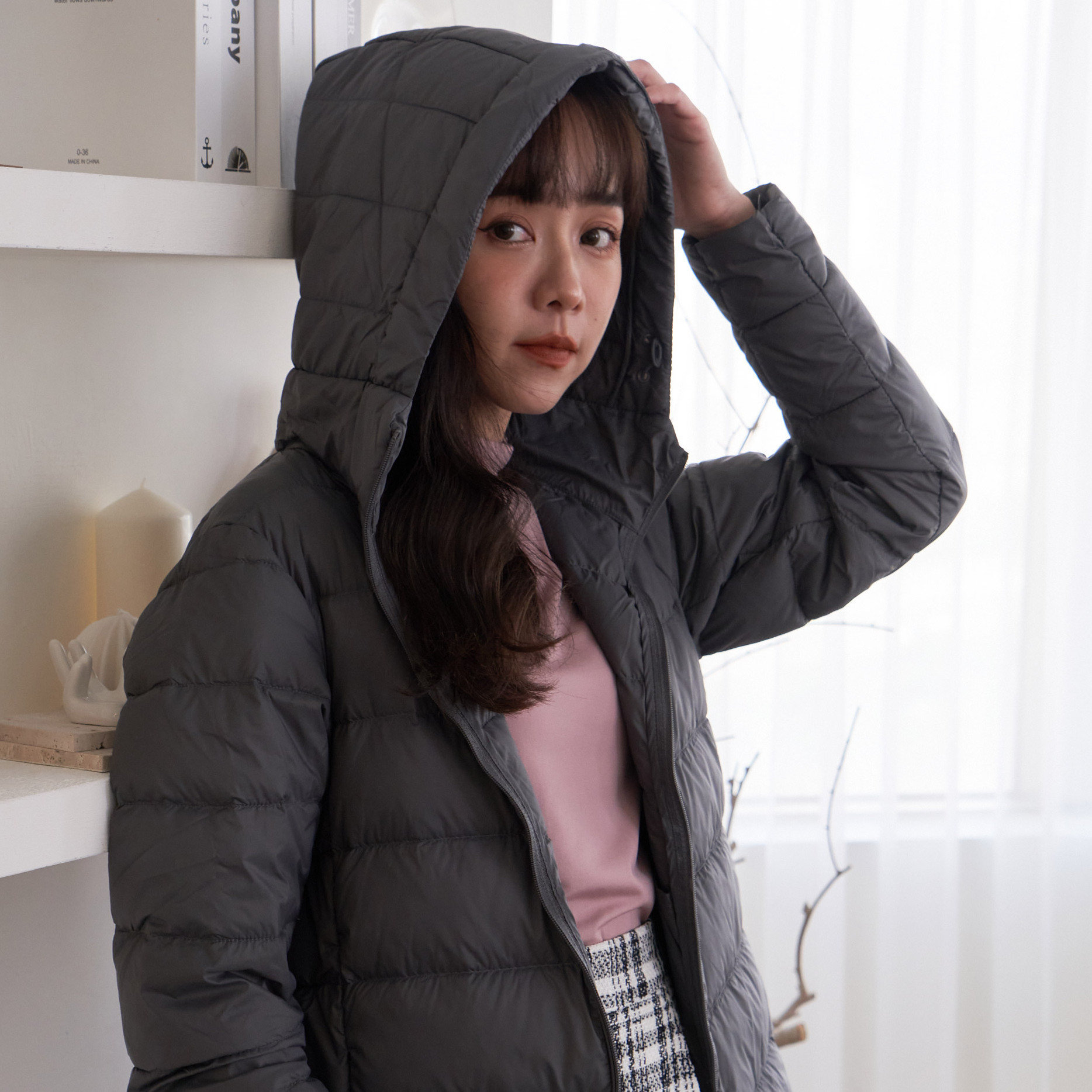 極地蓄熱輕羽絨-深灰