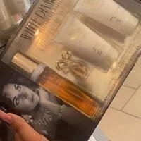 [S] ELIZABETH ARDEN TAYLOR WHITE DIAMONDS PERFUME GIFT SET 4 PIECES, 719346654661 (SEA25)
