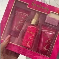 [S] ELIZABETH ARDEN FANTASY BRITNEY SPEARS 4 PCS GIFT SET, SEA31 (SEA31)