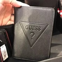 [S] GUESS MENS SMOOTH TRIANGLE PASSPORT,BLACK, 885503035922 (SGU199)