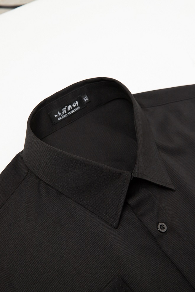 黑色直紋彈性修身襯衫-領子示意圖