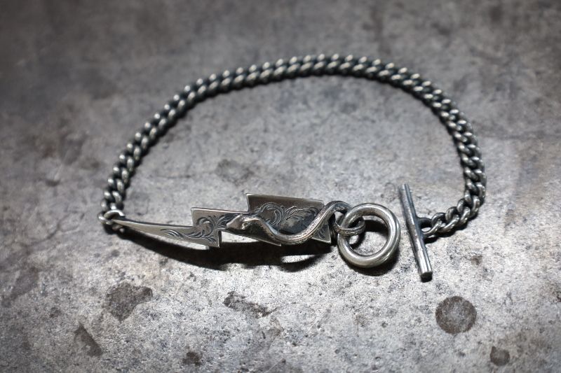 SE-1093 lightning w snake 1.3mm twist bracelet/scroll
