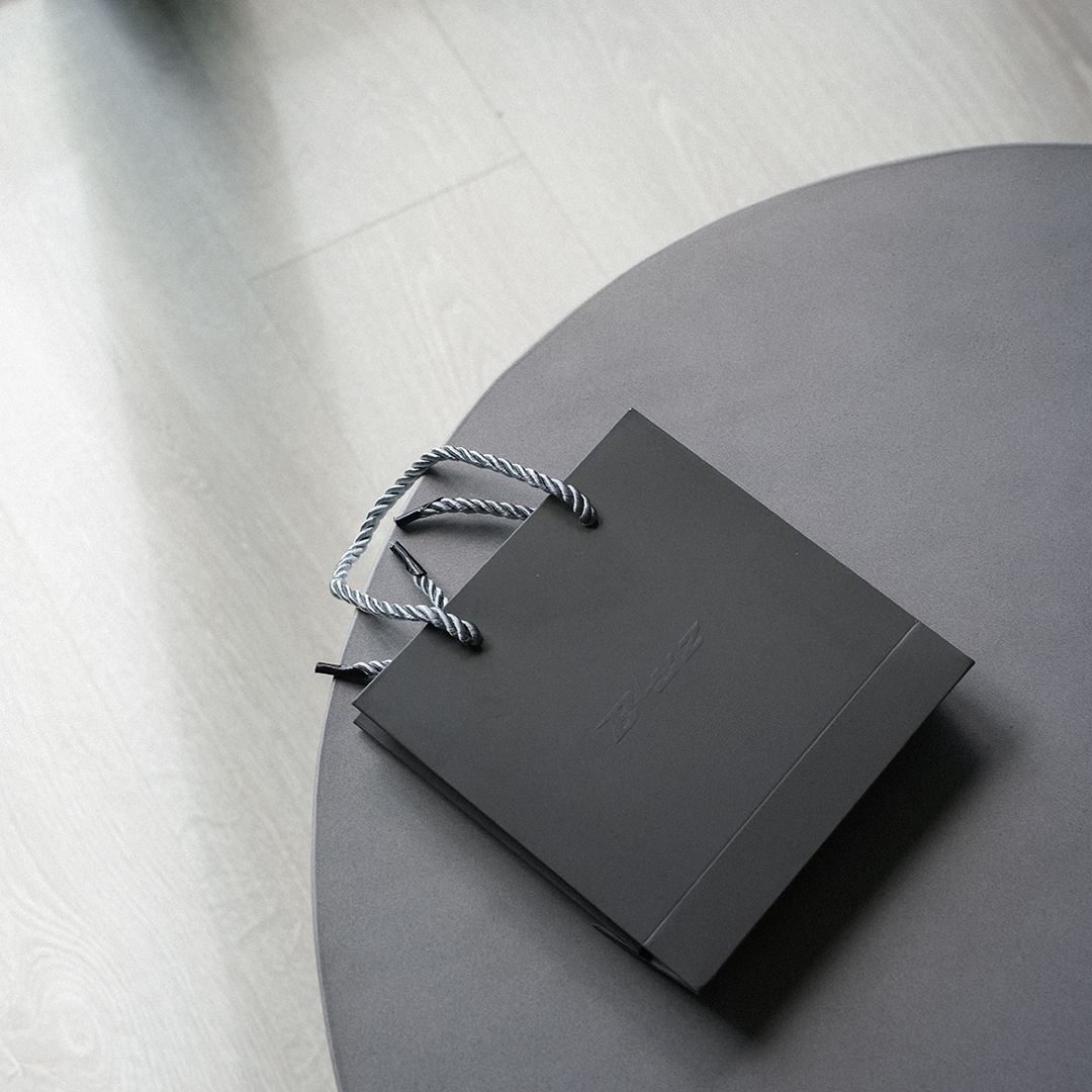 【BLUZ MADE】純灰鋼印手提袋