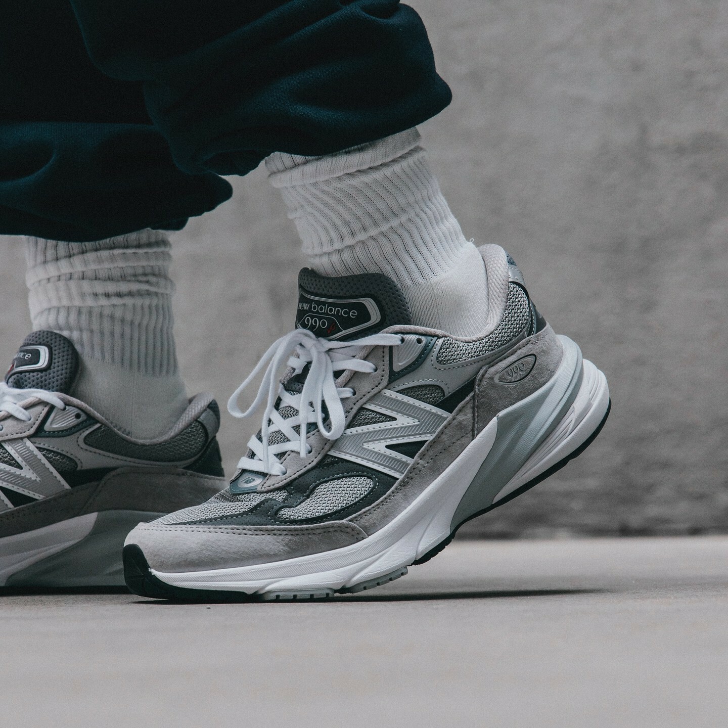 最新アイテム New balance 990v6 W990GL6 sleepyhollowevents.com