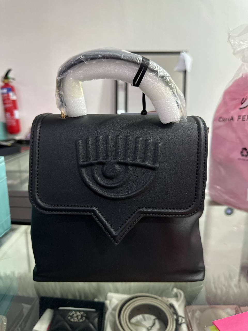 [S] CHIARA FERRAGNI ZS517899 SMOOTH CALF PU EYELIKE BAG,BLACK, 8052672318732 (SCF127)