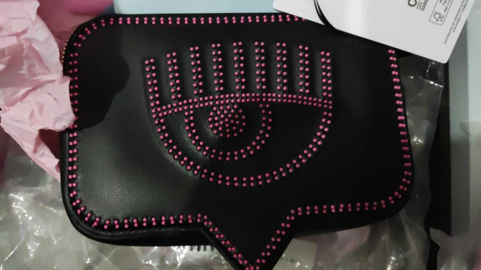 [S] CHIARA FERRAGNI ZS518N74 EYELIKE BAGS STUDS PU,BLACK/PINK, 8052672319081 (SCF144)
