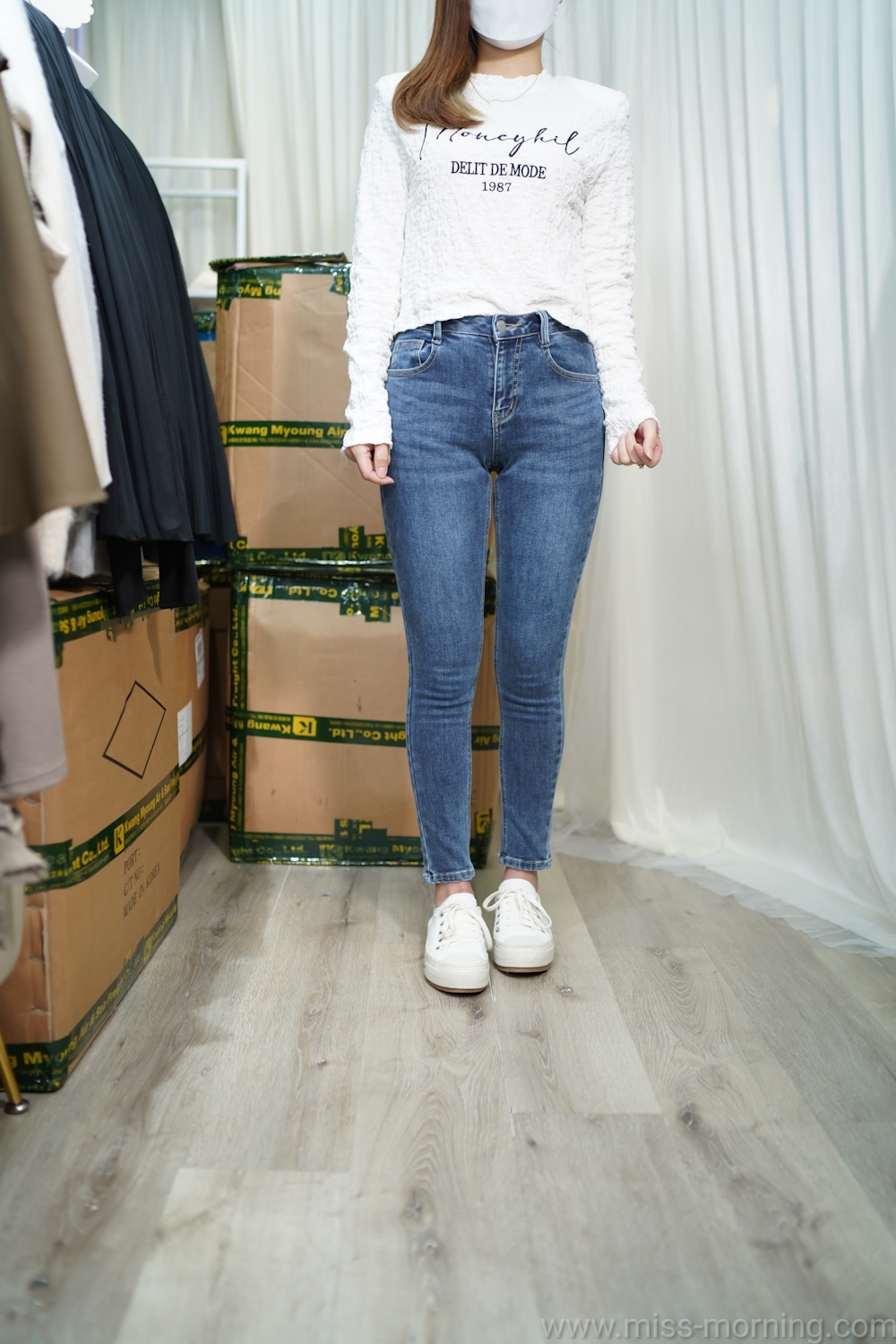 貼腳面料彈性百搭褲