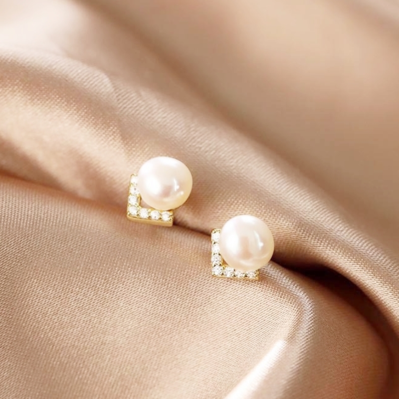 綴珠V鑽迷你耳環