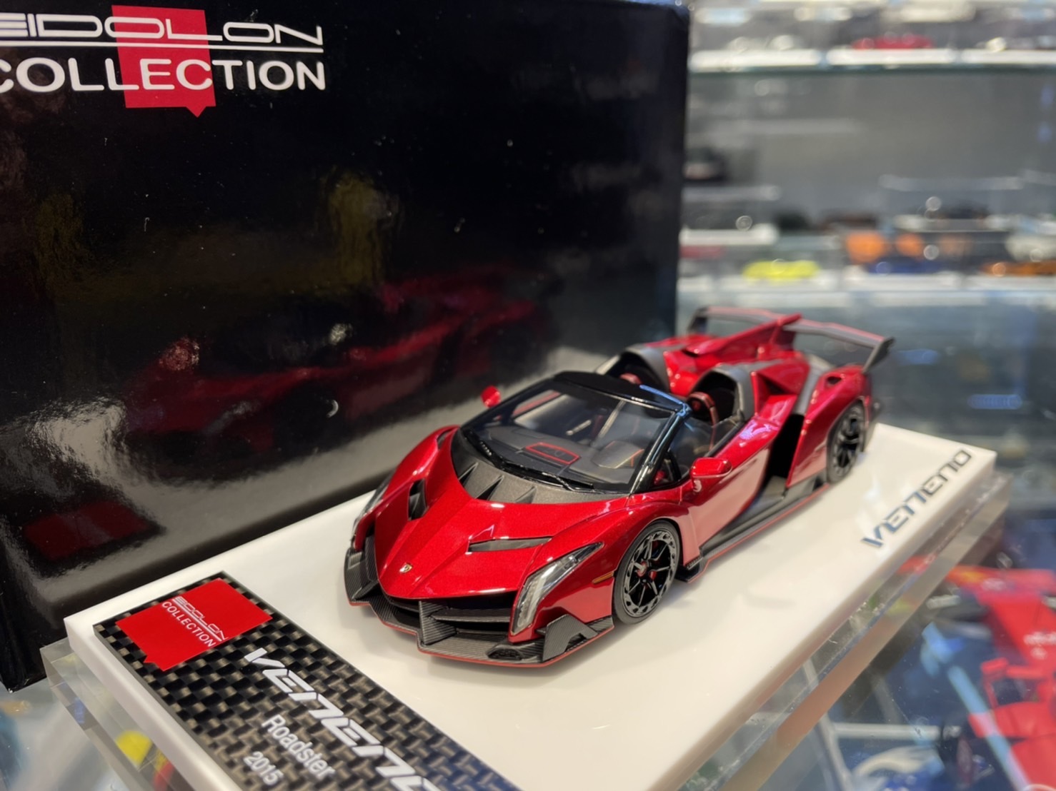 MakeUp EM451A Lamborghini Veneno Roadster 2015 Red 1/43