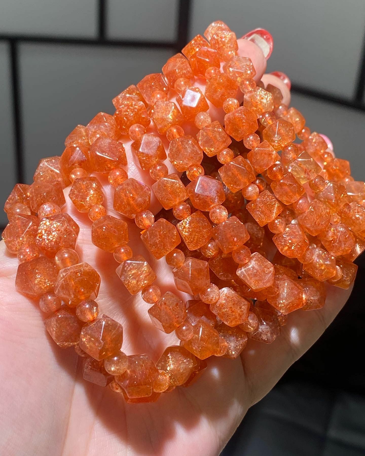 優惠金太陽草莓八角珠手串