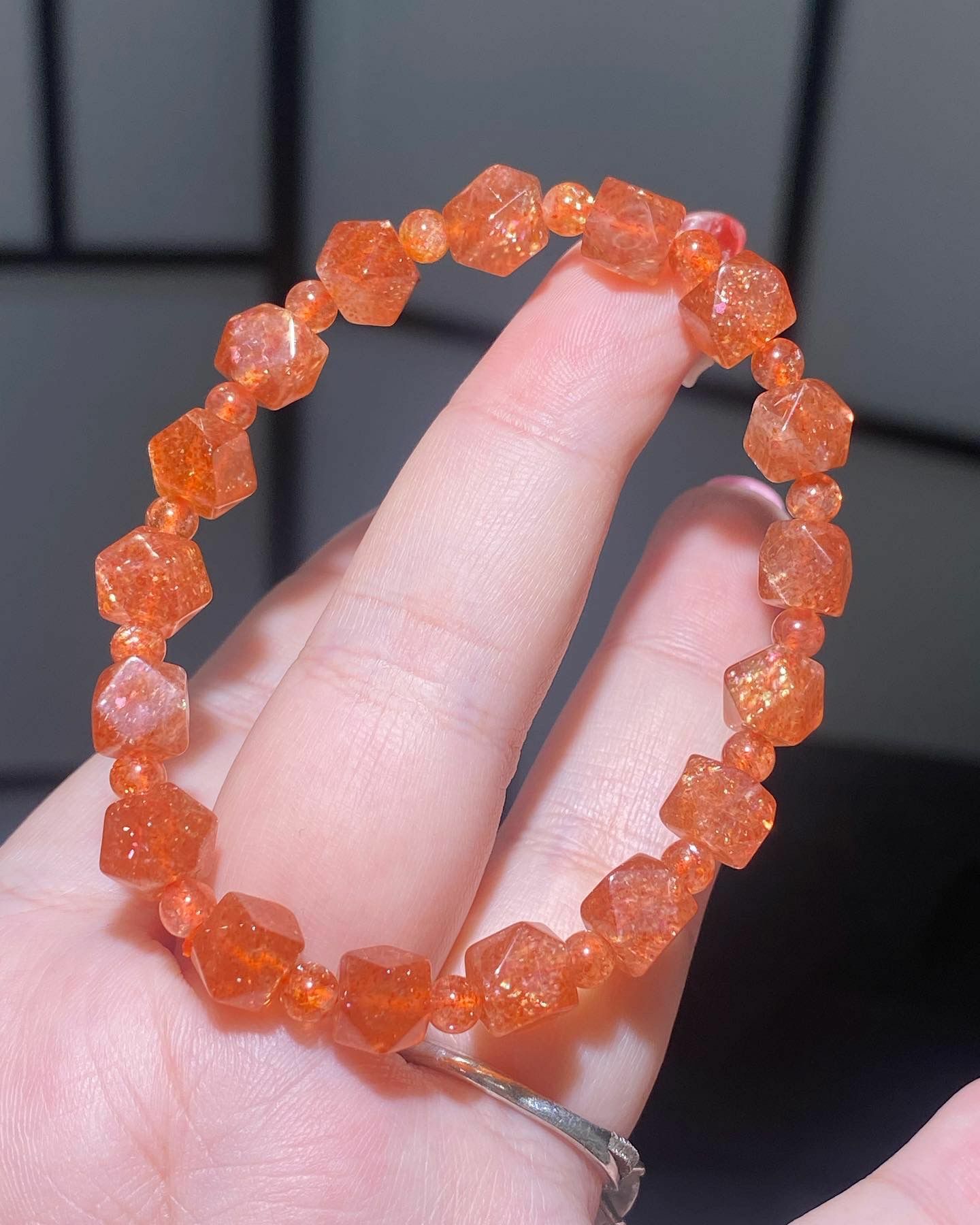 優惠金太陽草莓八角珠手串