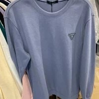 [S] GUESS UNISEX MINI TRIANGLE SWEATSHIRT,LIGHT BLUE, MM1K8442-LBL [FINAL SALE] (SGU230)