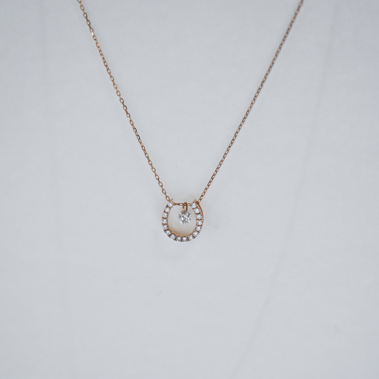 18K Horseshoe Diamond Pendant / Necklace