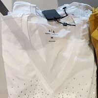 [S] ARMANI EXCHANGE BEADED LOGO SHORT SLEEVE V-NECK T-SHIRT,WHITE, 7VYT94YJBCZ-1100 [FINAL SALE] (SAX45)