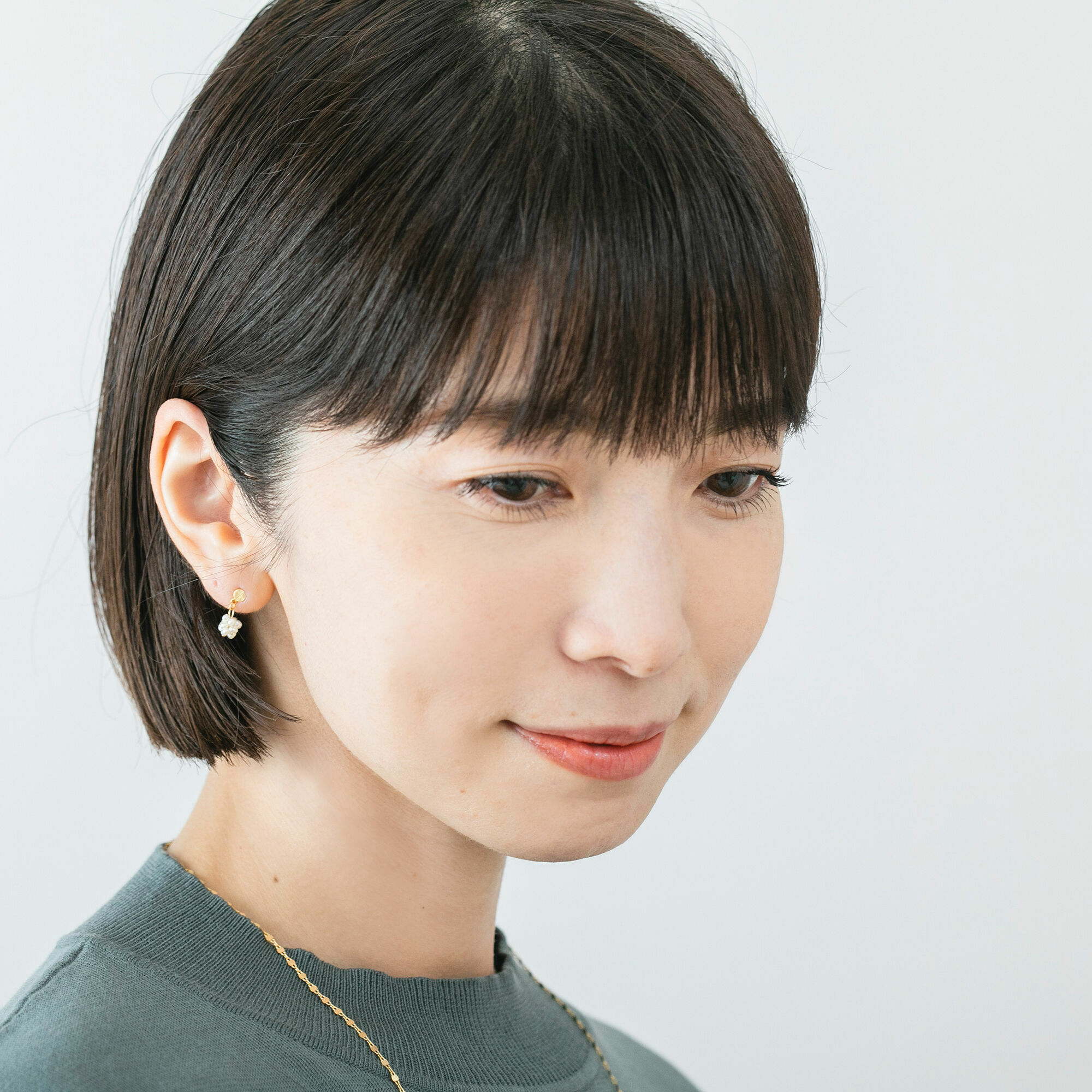 Pisceans-淡水珍珠花球針式耳環 GD