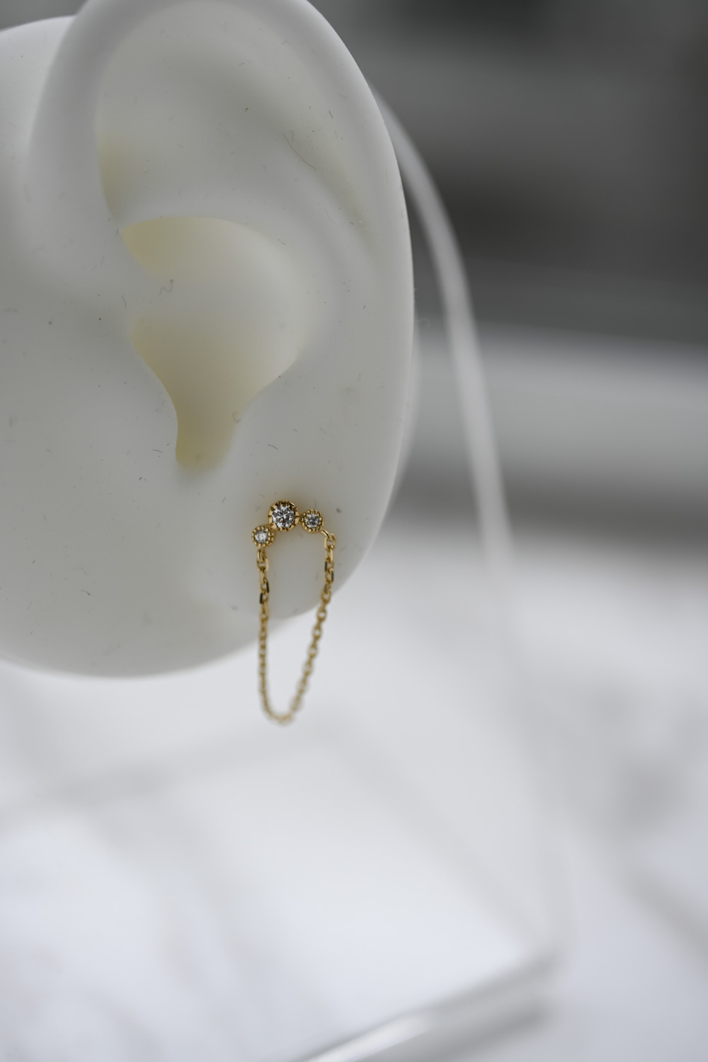 18K Bubble Chain Diamond Earring