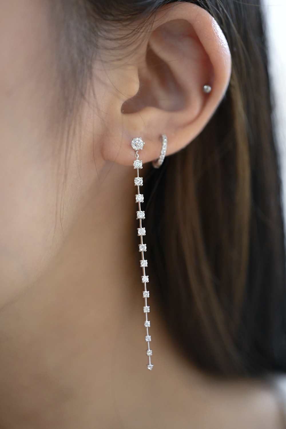 18K Glamouri Long Diamond Earring