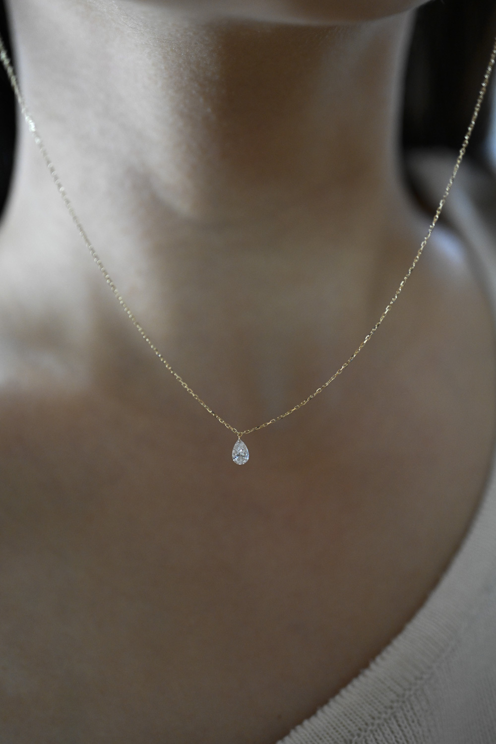 18K Laser hole Diamond necklace Pear Shape