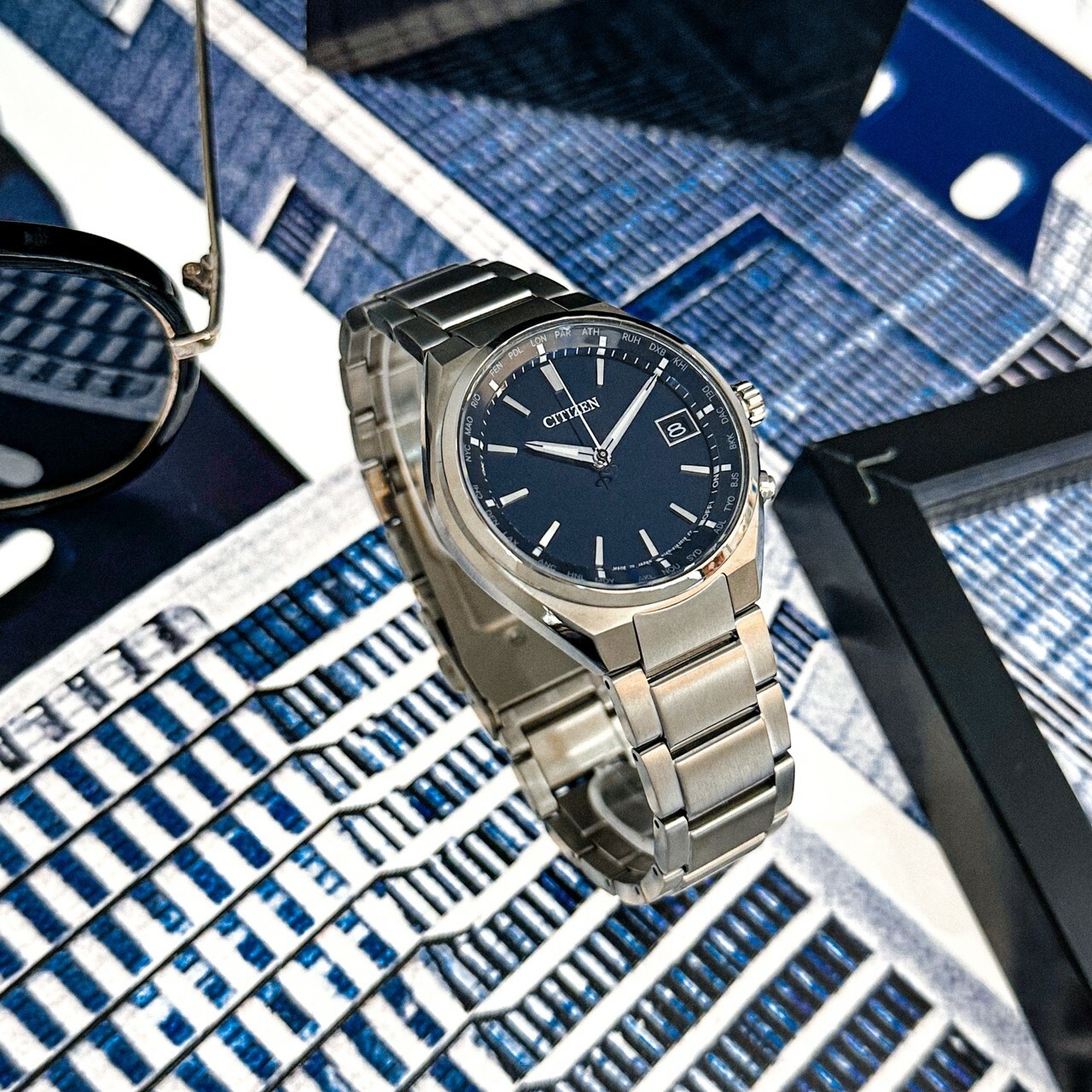 【CITIZEN】GENT'S CB1120-50L (Blue) / CB1120-50E (Black) Modern Watch